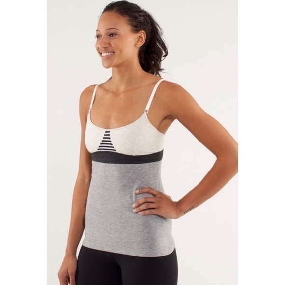 Lululemon • Contentment Triangle Tank Heathered Silver Slate/Polar Cream - Picture 1 of 11